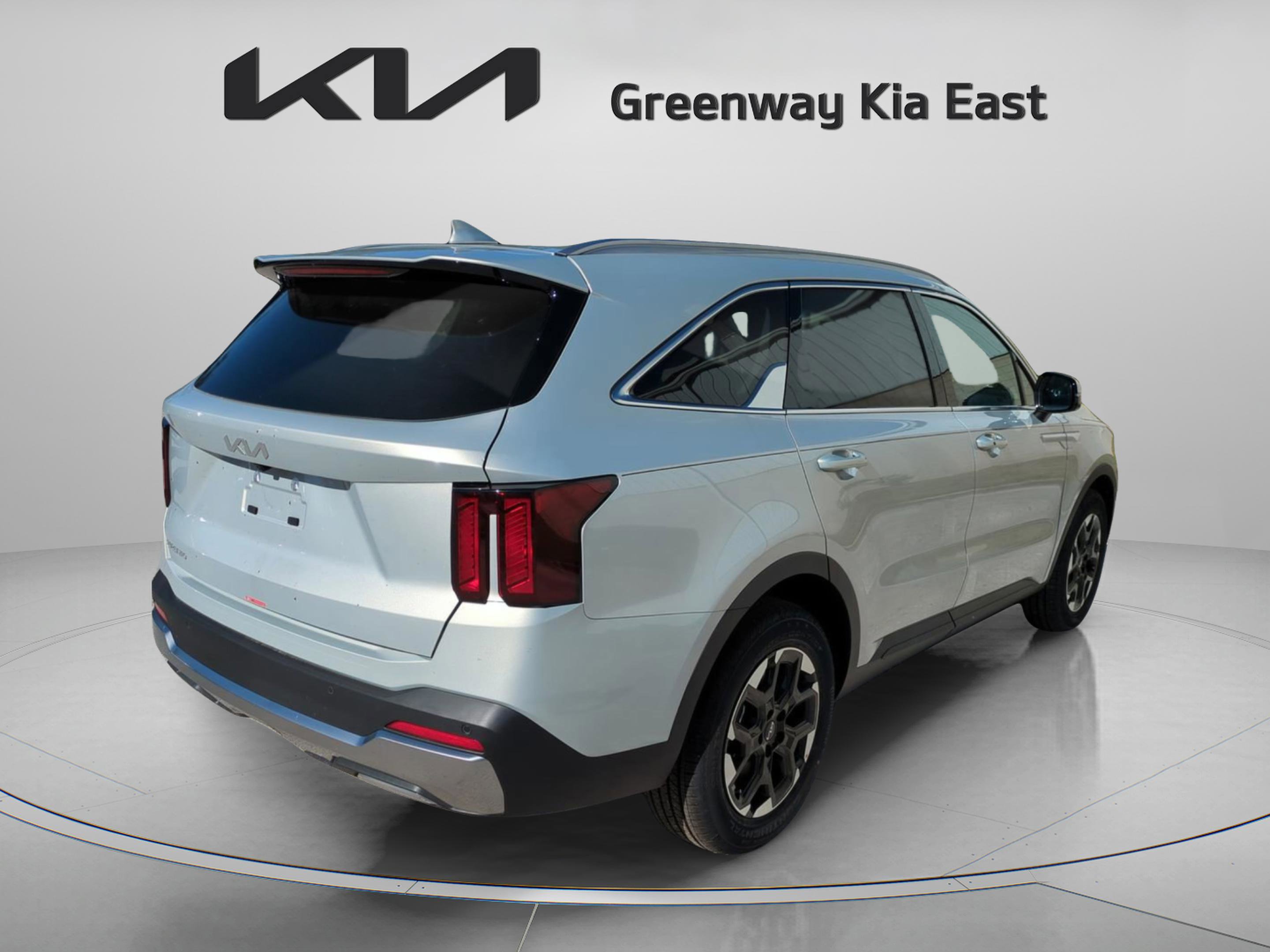 New 2026 Kia Sorento S w/ S Panoramic Sunroof Package FWD image 5