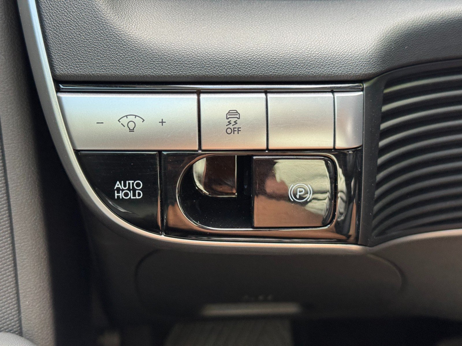 Used 2022 Hyundai Ioniq 5 SE RWD image 16