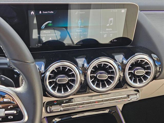 Used 2022 Mercedes-Benz GLA 250 4MATIC image 14