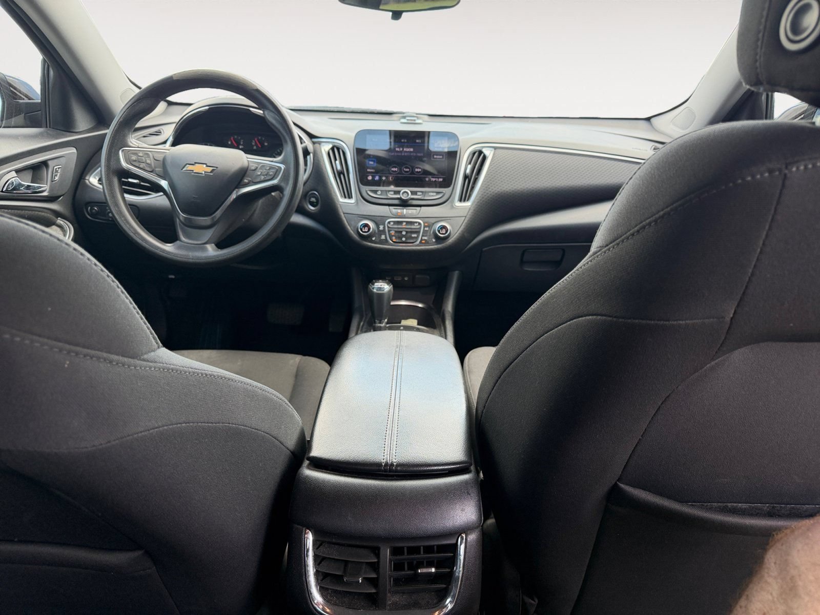 Used 2020 Chevrolet Malibu LT FWD image 10