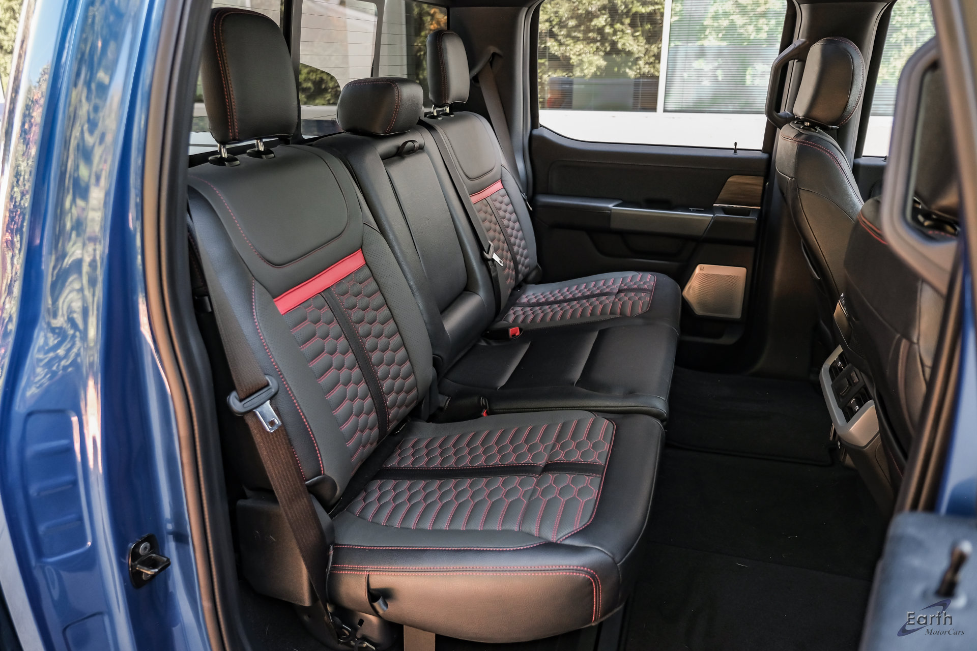 Used 2024 Ford F150 Lariat w/ Equipment Group 502A High AWD/4WD image 85