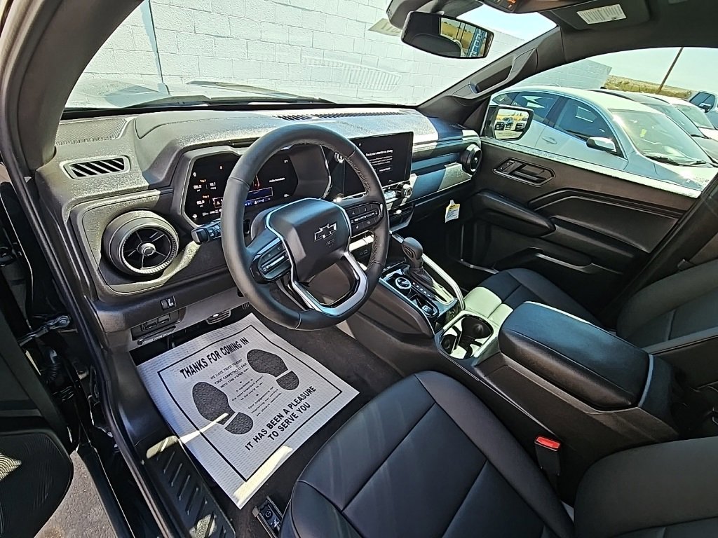 New 2025 Chevrolet Colorado Trail Boss w/ Midnight Edition image 16