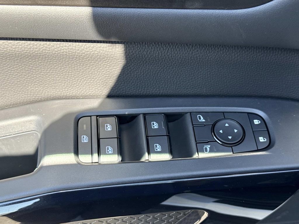 New 2026 Nissan Pathfinder SV FWD image 21