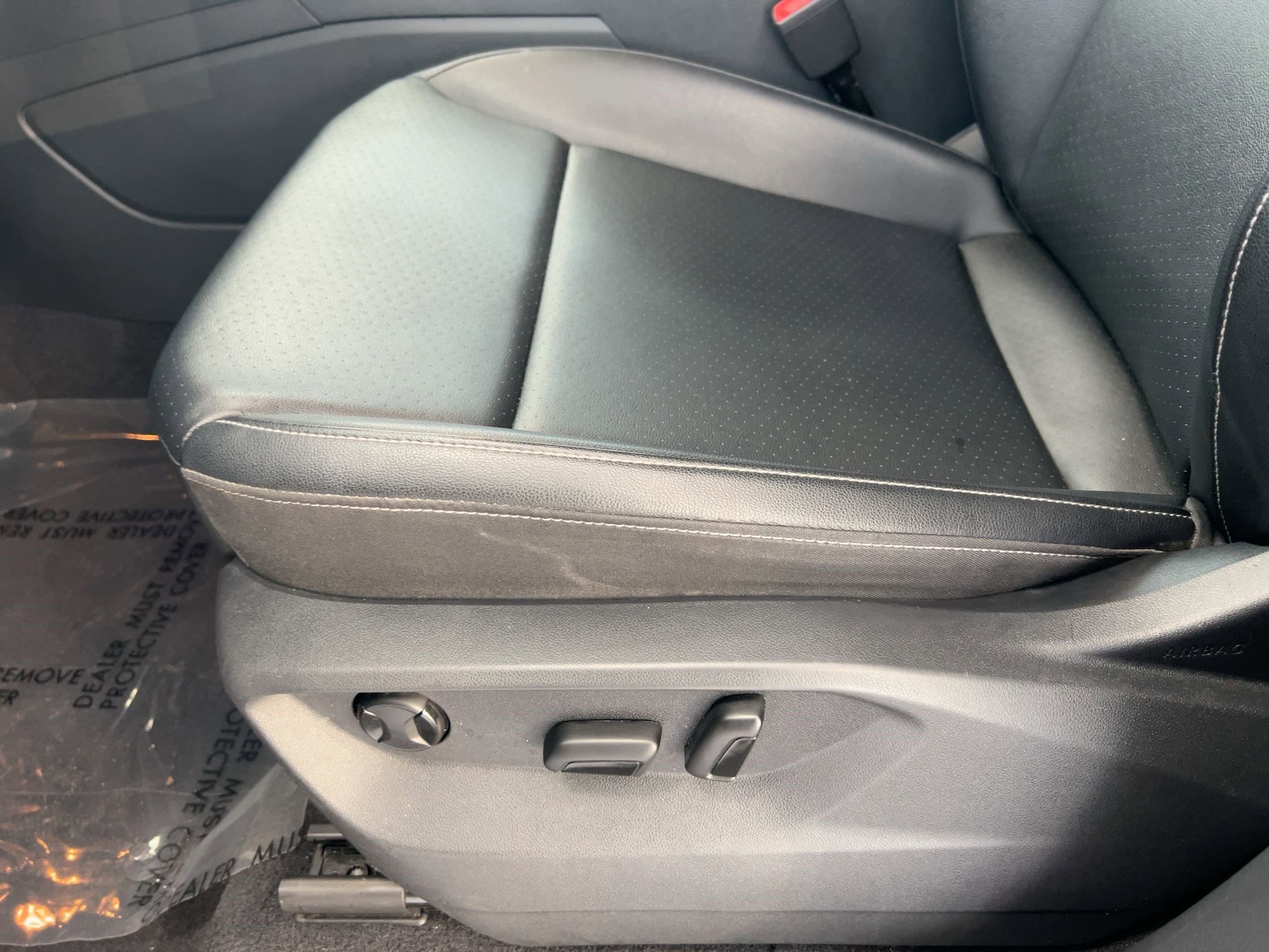 Used 2019 Volkswagen Atlas SE w/ Towing Package image 14