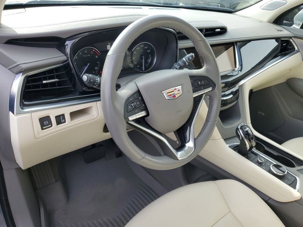 Certified 2024 Cadillac XT6 Premium Luxury w/ LPO, Floor Liner Package image 9