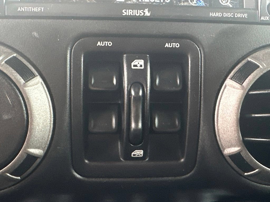 Used 2016 Jeep Wrangler Unlimited Sport w/ Quick Order Package 24S AWD/4WD image 23