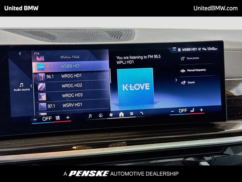 Certified 2026 BMW X7 xDrive40i w/ Executive Package AWD/4WD image 15