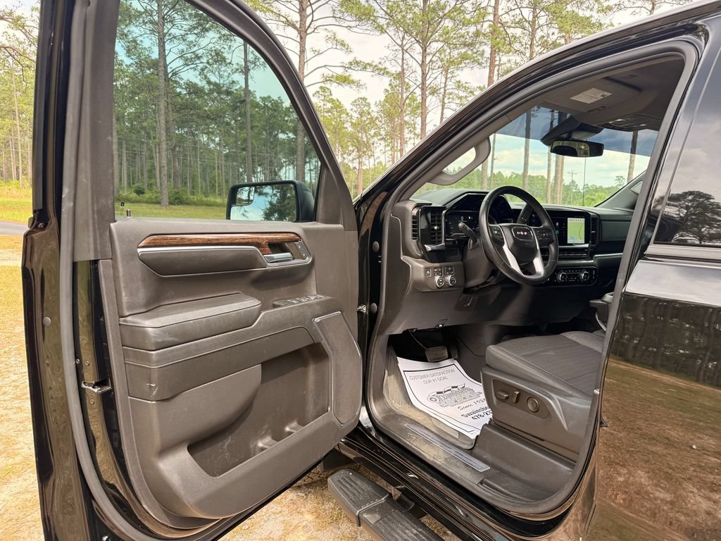 Used 2023 GMC Sierra 1500 Elevation AWD/4WD image 11