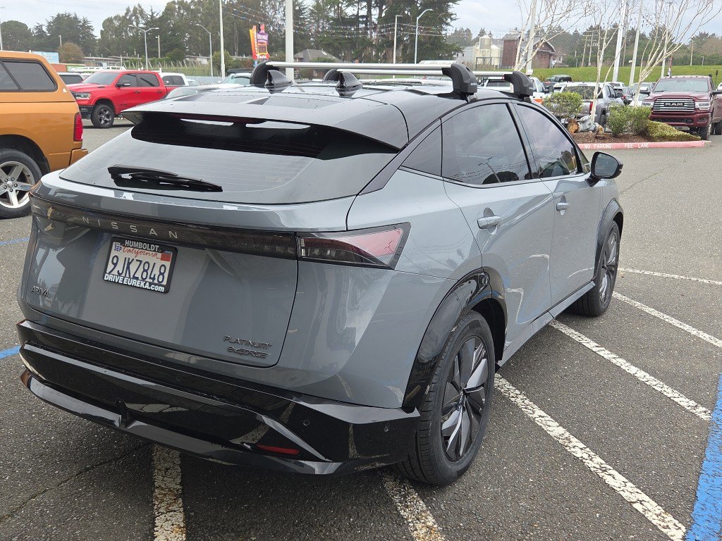 Used 2023 Nissan Ariya image 5