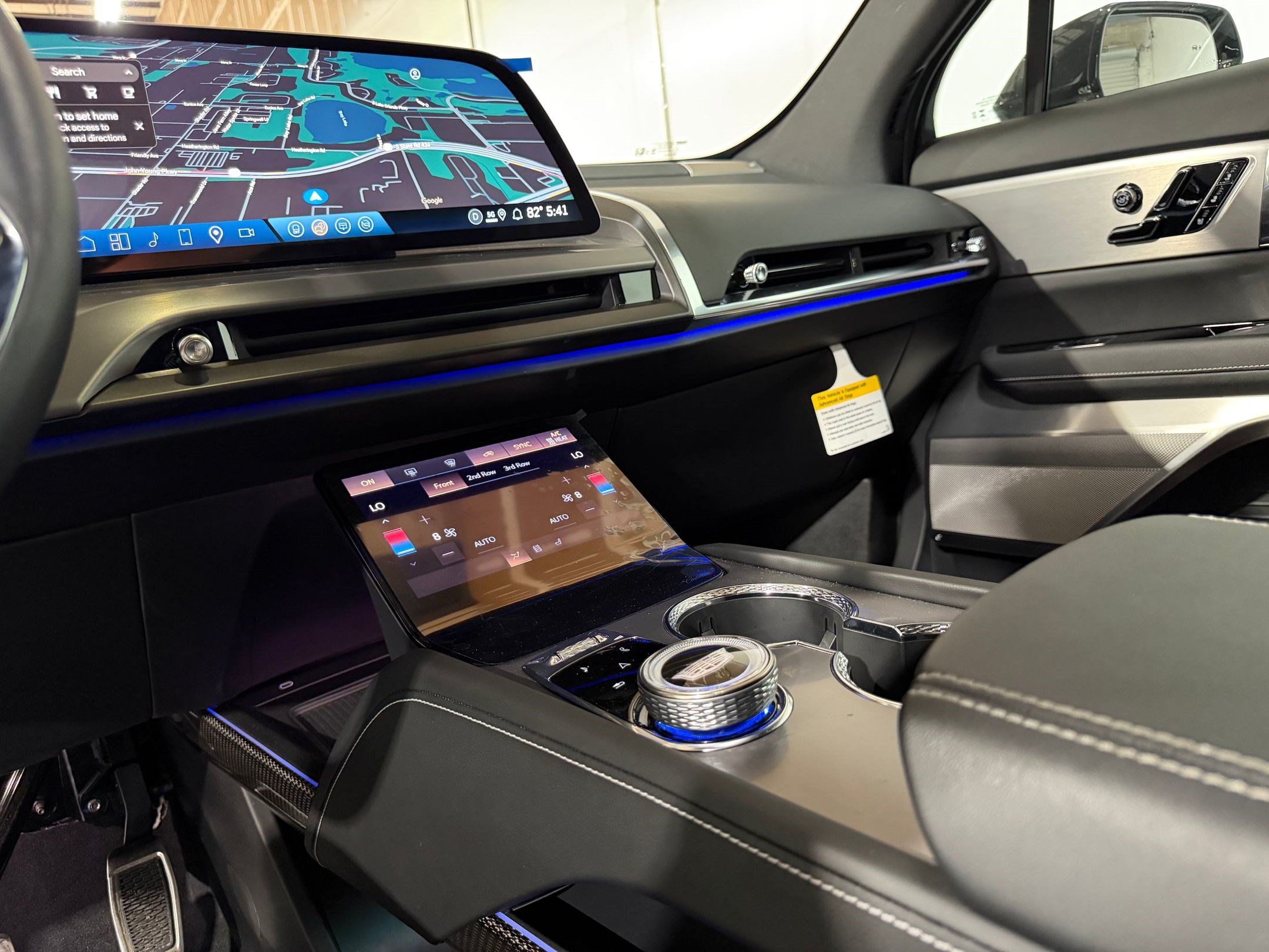 New 2026 Cadillac Vistiq Luxury AWD/4WD image 30
