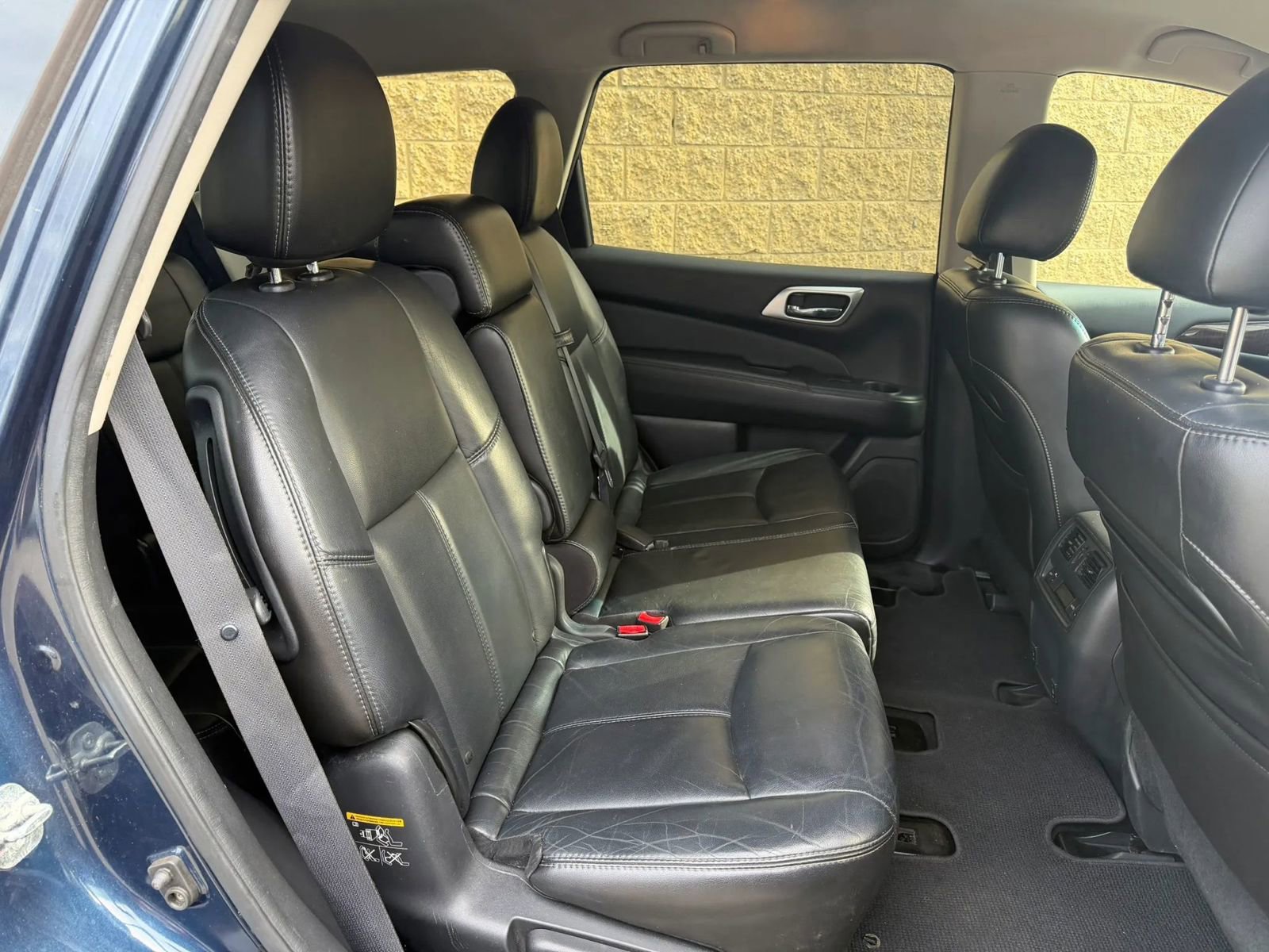 Used 2013 Nissan Pathfinder SL image 14