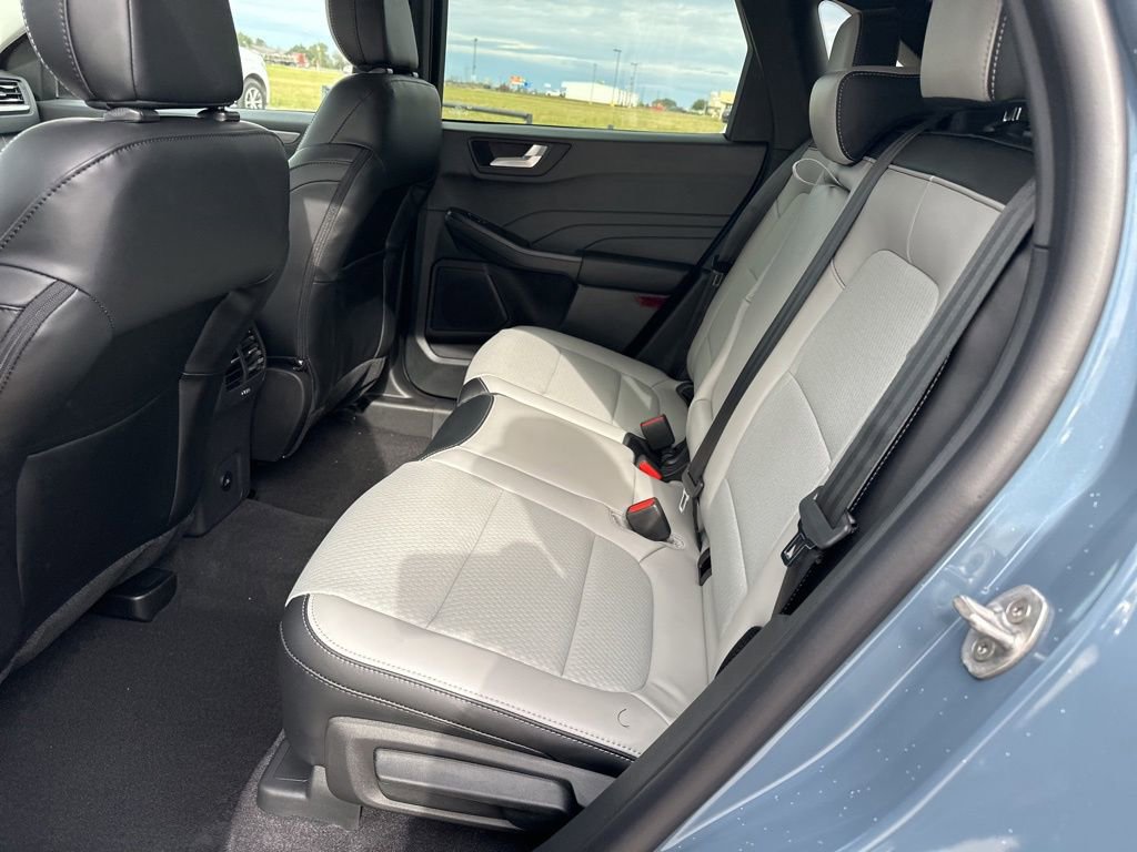 New 2026 Ford Escape SE image 33