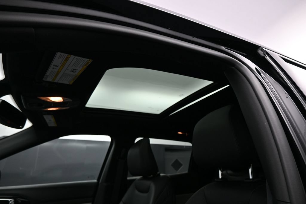 New 2027 Jeep Compass Limited AWD/4WD image 14