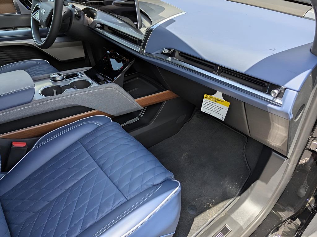 New 2026 Cadillac Vistiq Premium Luxury AWD/4WD image 18