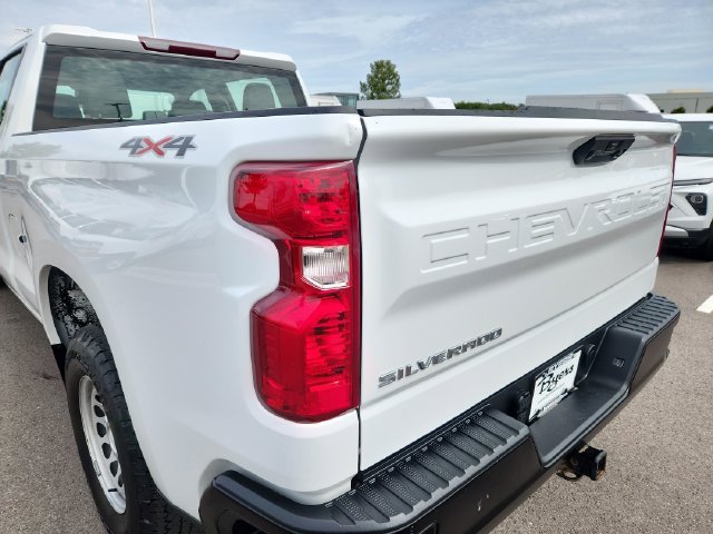 Used 2022 Chevrolet Silverado 1500 W/T w/ Trailering Package AWD/4WD image 14