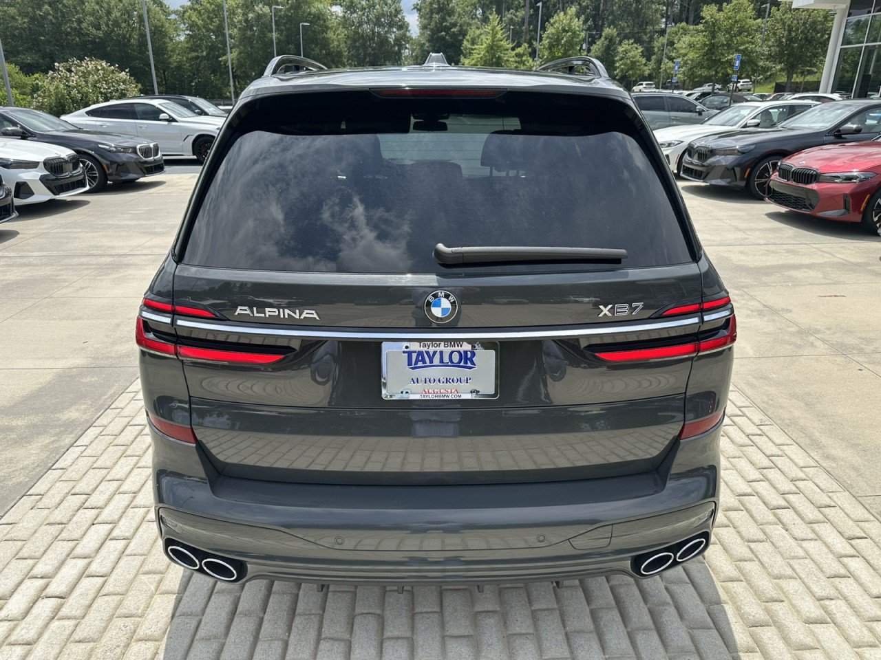Used 2024 BMW ALPINA XB7 AWD/4WD image 22