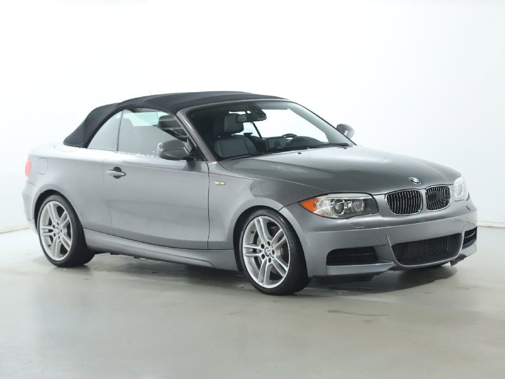 Used 2013 BMW 135i Convertible image 10