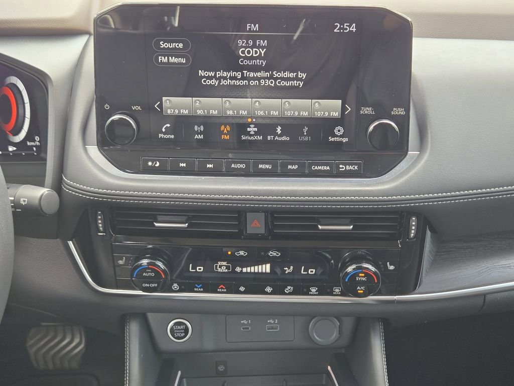 Used 2023 Nissan Rogue Platinum w/ Platinum Premium Package image 22