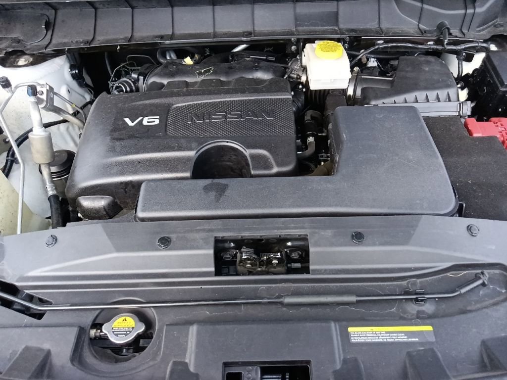 Used 2022 Nissan Pathfinder SV w/ SV Premium Package image 38