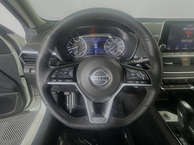 Used 2020 Nissan Altima 2.5 SR w/ Premium Package FWD image 16