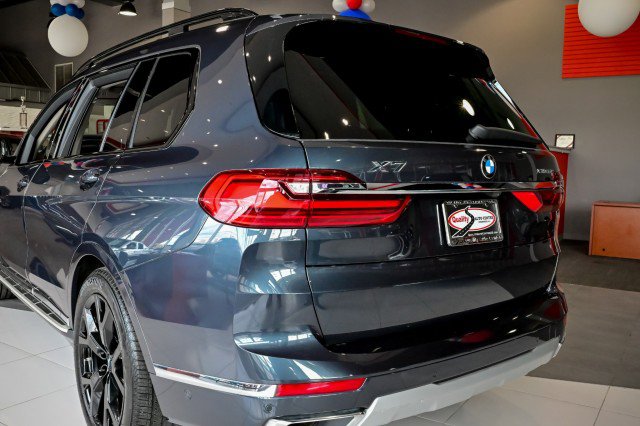 Used 2022 BMW X7 xDrive40i w/ Premium Package image 12