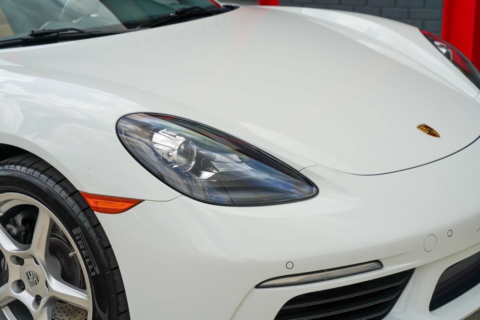 Used 2019 Porsche 718 Boxster RWD image 18