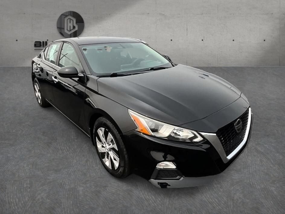 Used 2019 Nissan Altima 2.5 S FWD image 3