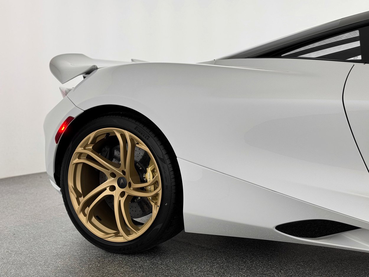 New 2026 McLaren 750S image 37