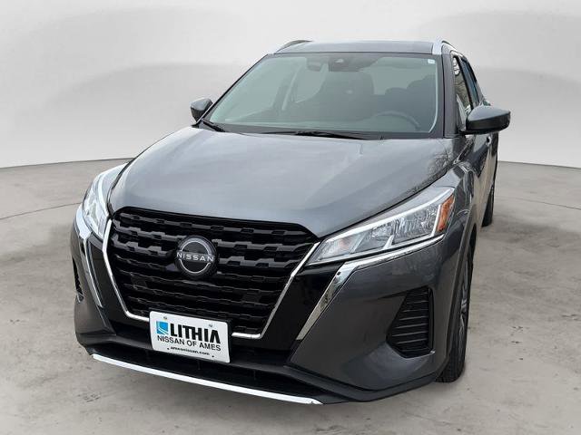 Certified 2023 Nissan Kicks SV image 1