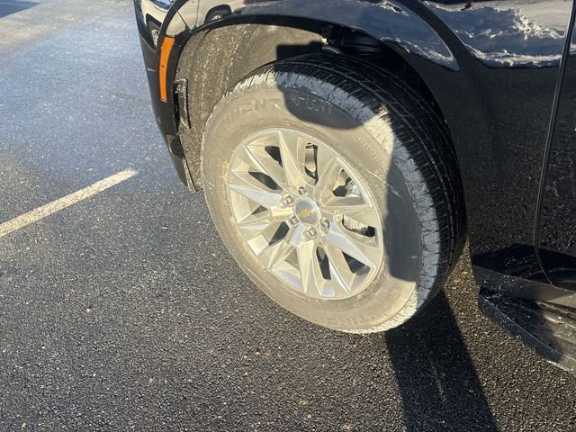 New 2026 Chevrolet Suburban Premier image 34