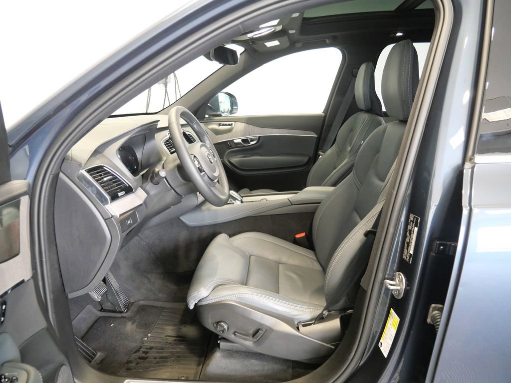 Used 2023 Volvo XC90 B6 Ultimate image 14