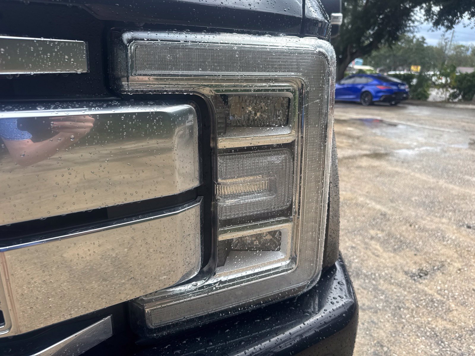 Used 2019 Ford F350 Platinum w/ Platinum Ultimate Package AWD/4WD image 10