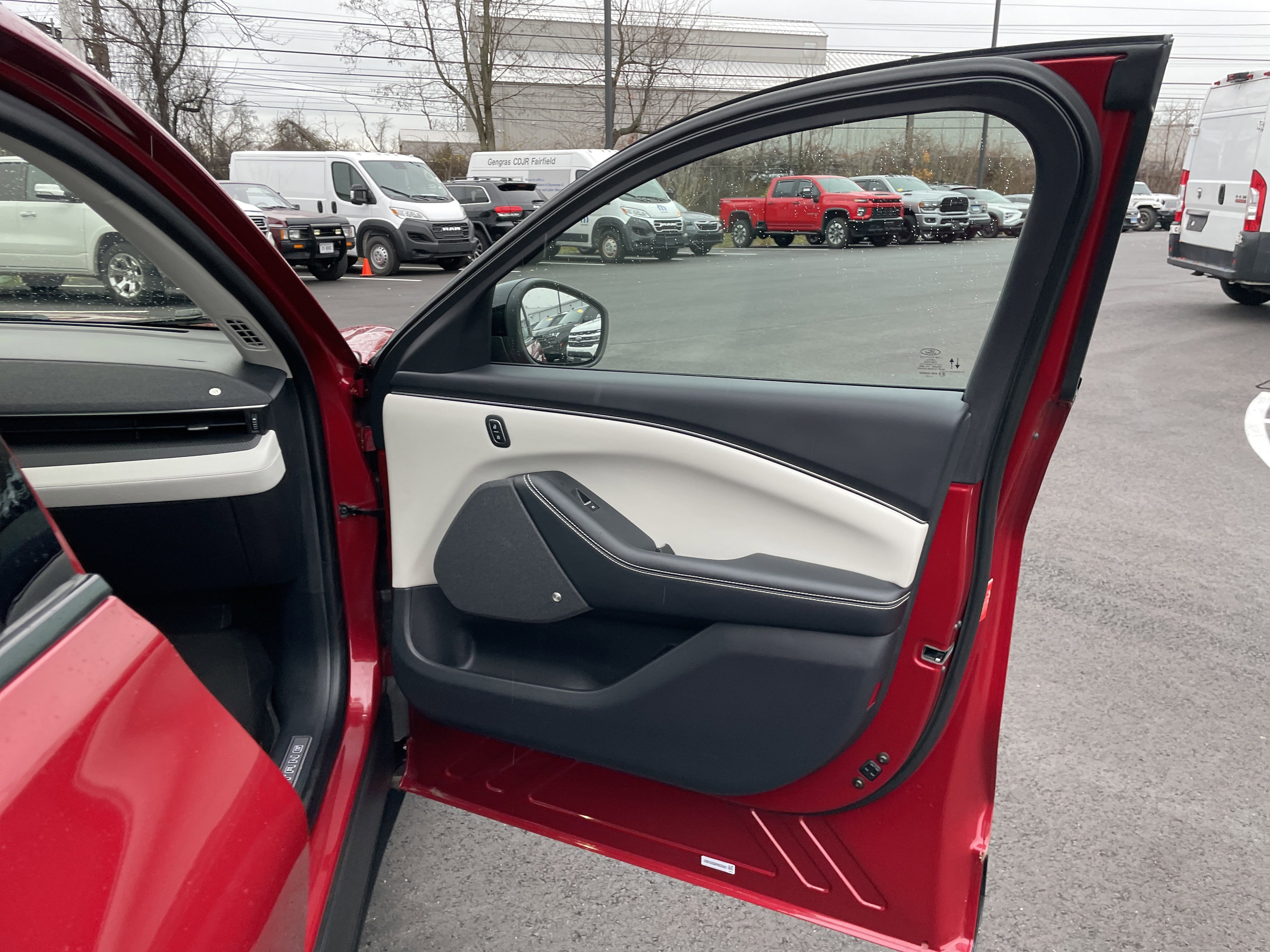 Used 2023 Ford Mustang Mach-E Premium image 10