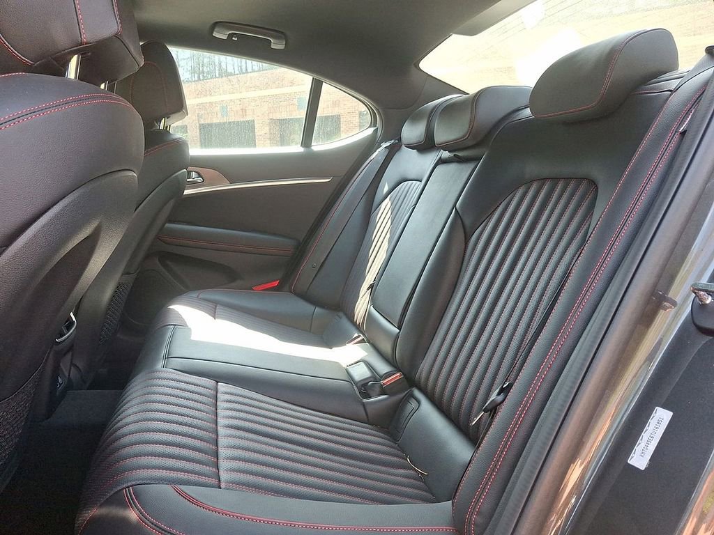 Used 2026 Genesis G70 3.3T Sport Prestige image 20