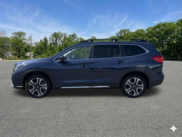 Used 2025 Subaru Ascent Limited w/ Popular Package #1 AWD/4WD image 5
