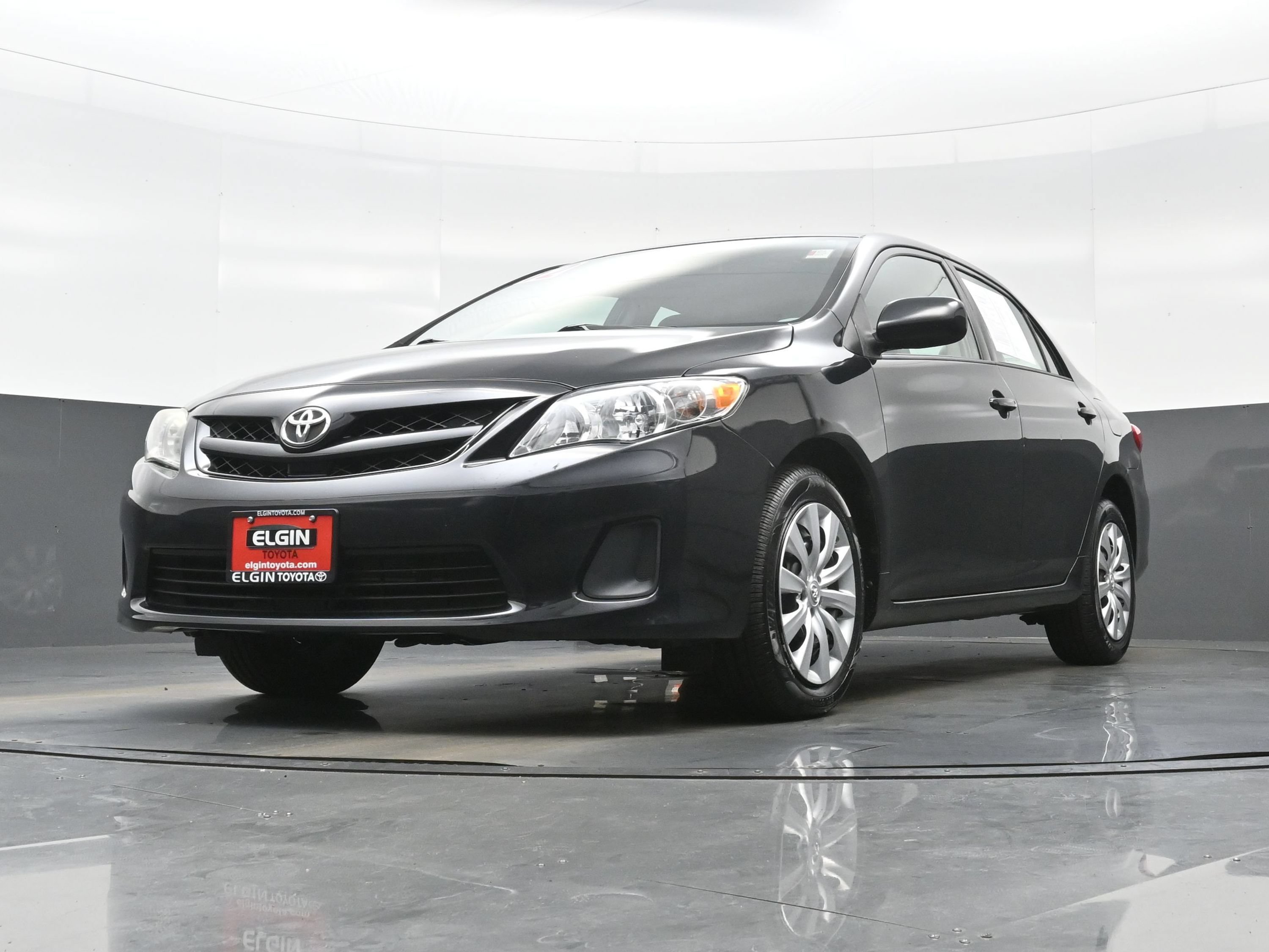 Used 2012 Toyota Corolla LE FWD image 23