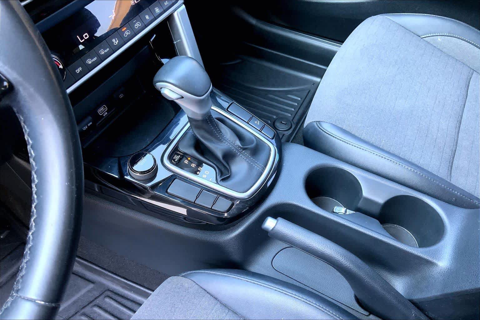 Used 2023 Kia Seltos S w/ Navigation Package FWD image 17