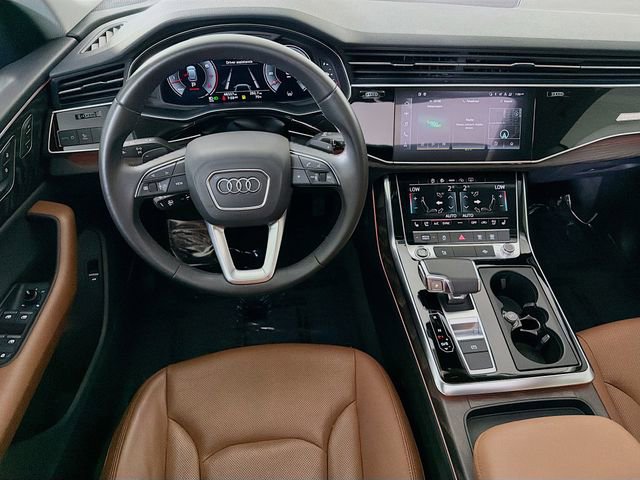 Used 2022 Audi Q8 Premium Plus image 25