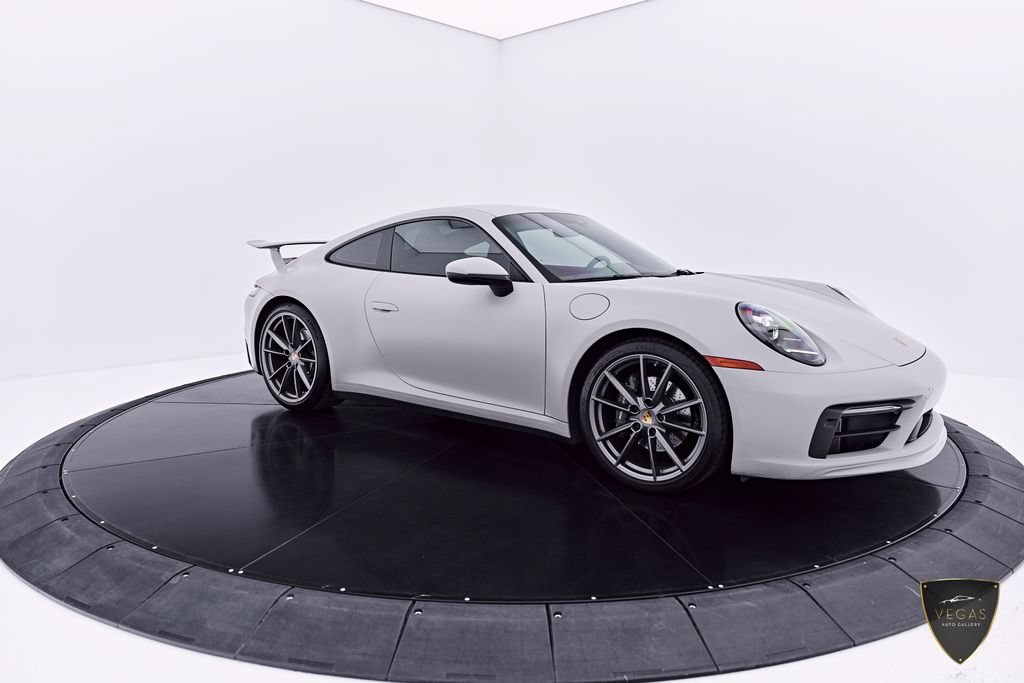 Used 2023 Porsche 911 Carrera RWD image 16