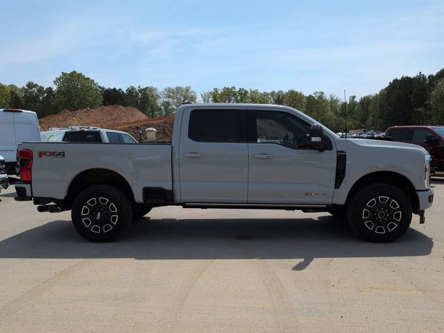 New 2026 Ford F250 Platinum AWD/4WD image 3
