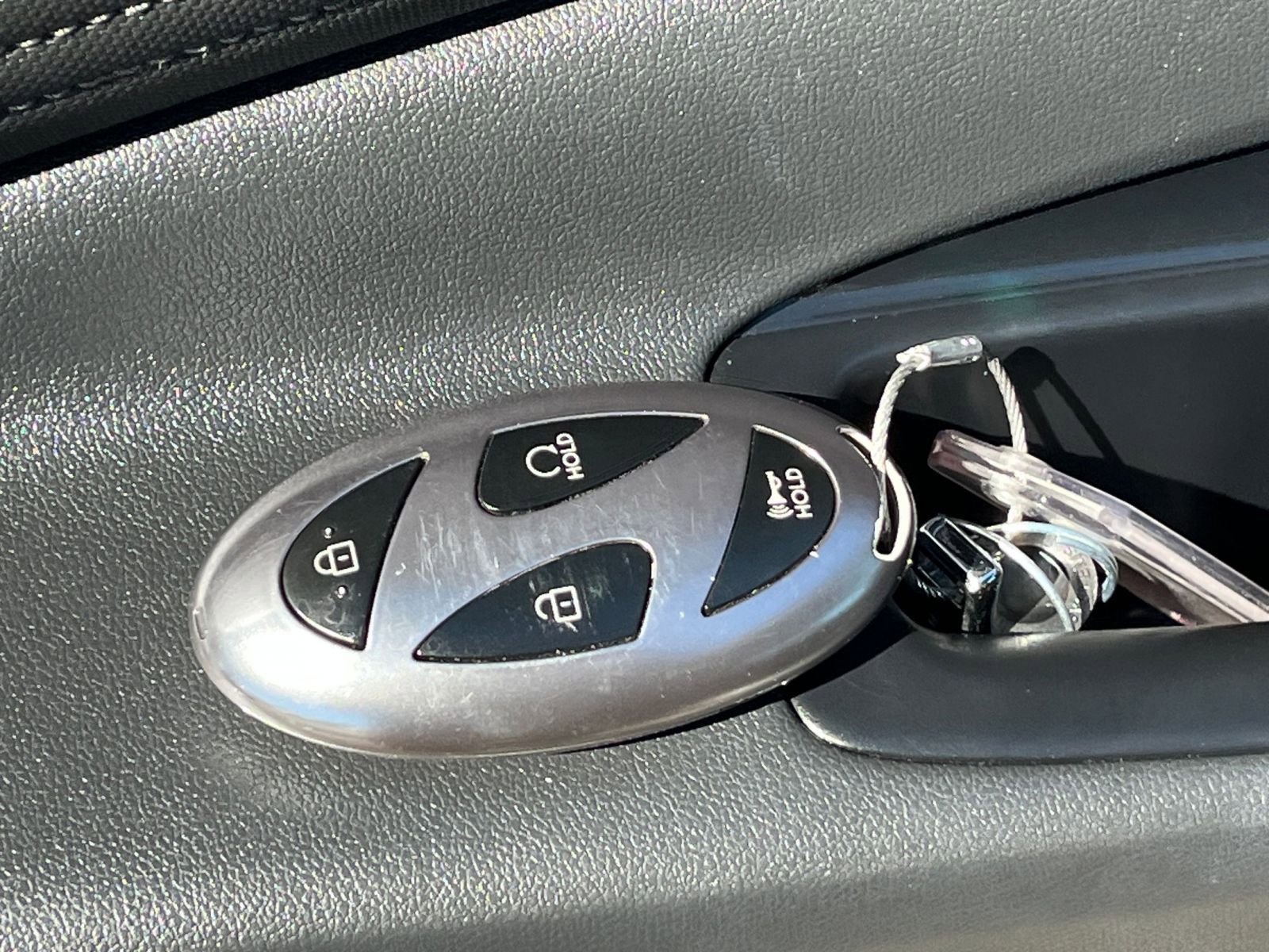 Used 2025 Hyundai Elantra SEL image 25