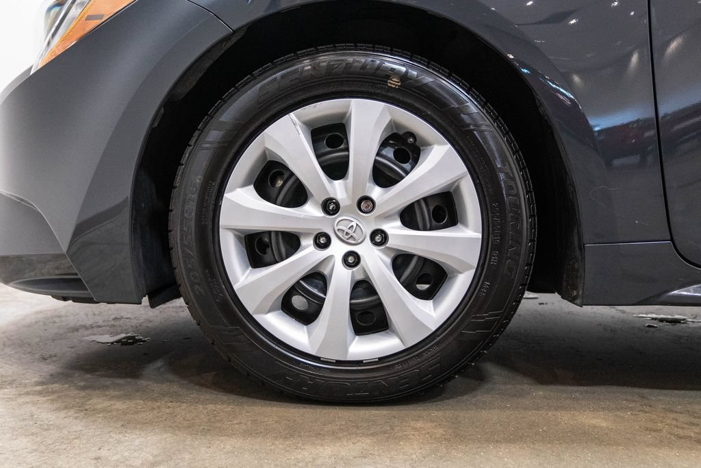 Used 2024 Toyota Corolla LE FWD image 11
