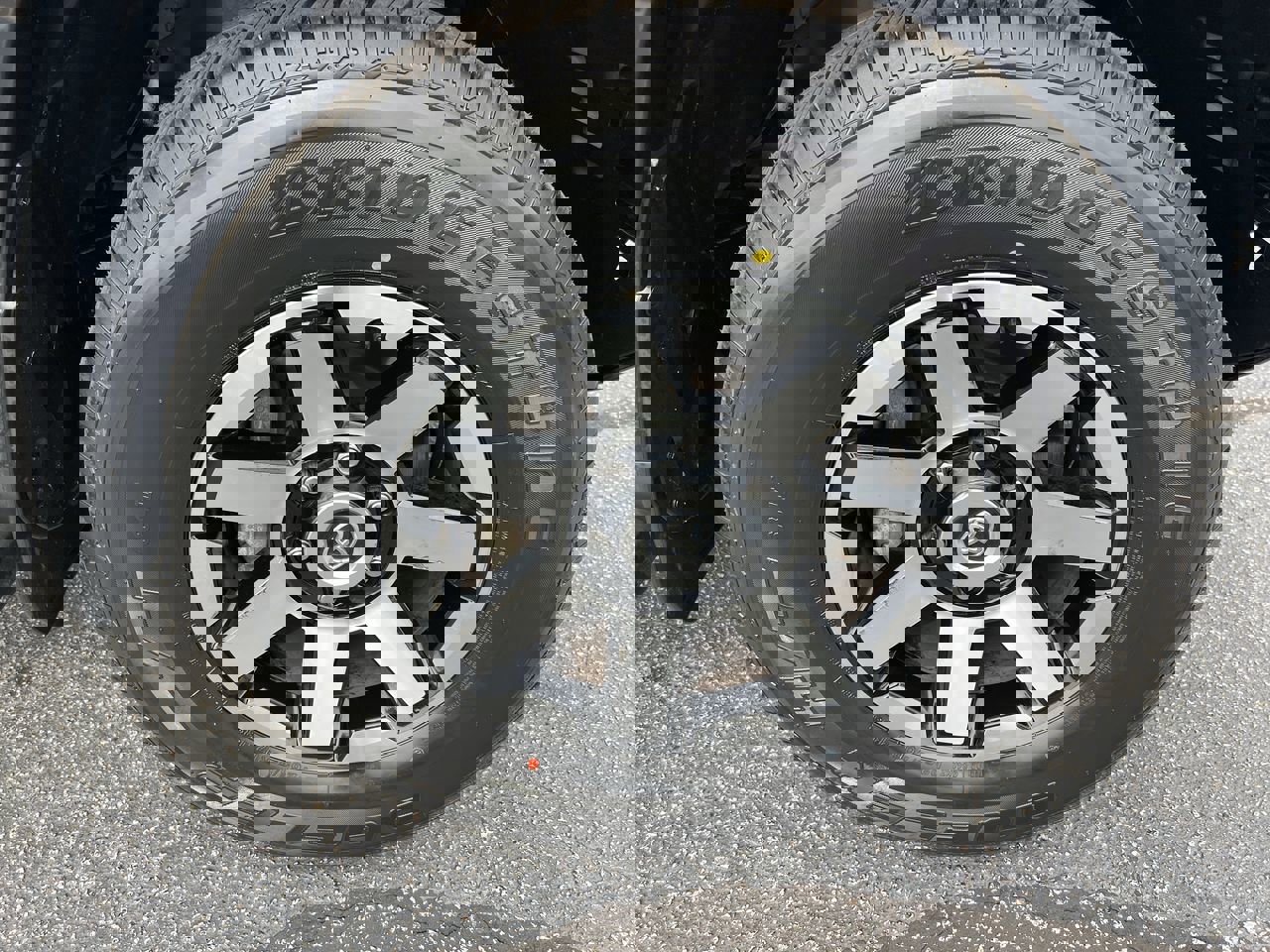 Used 2024 Toyota 4Runner TRD Off-Road Premium image 13