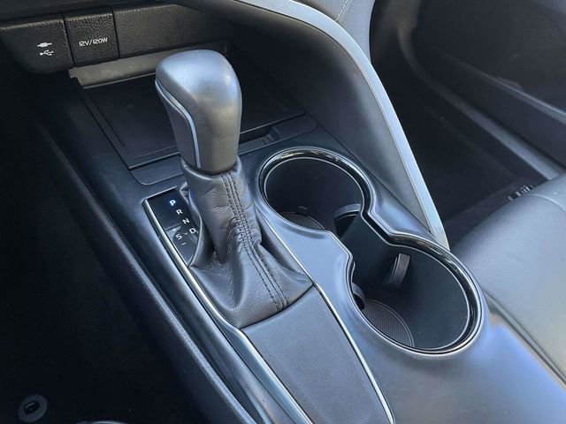 Used 2018 Toyota Camry SE image 30