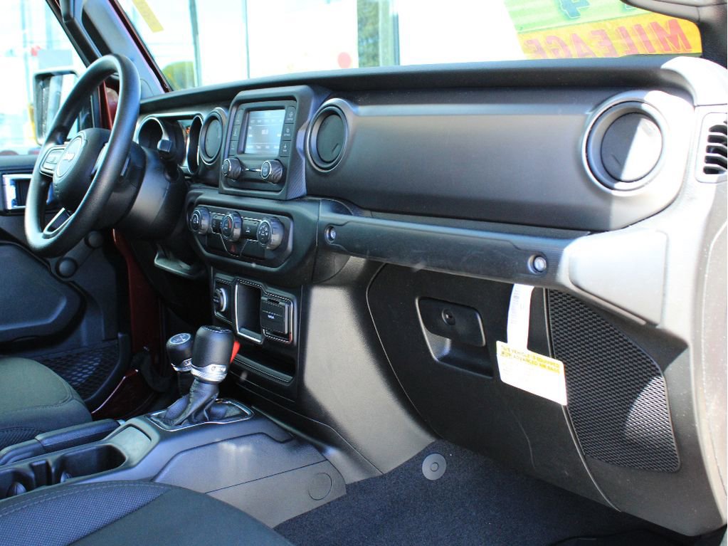 Certified 2021 Jeep Gladiator Sport AWD/4WD image 25