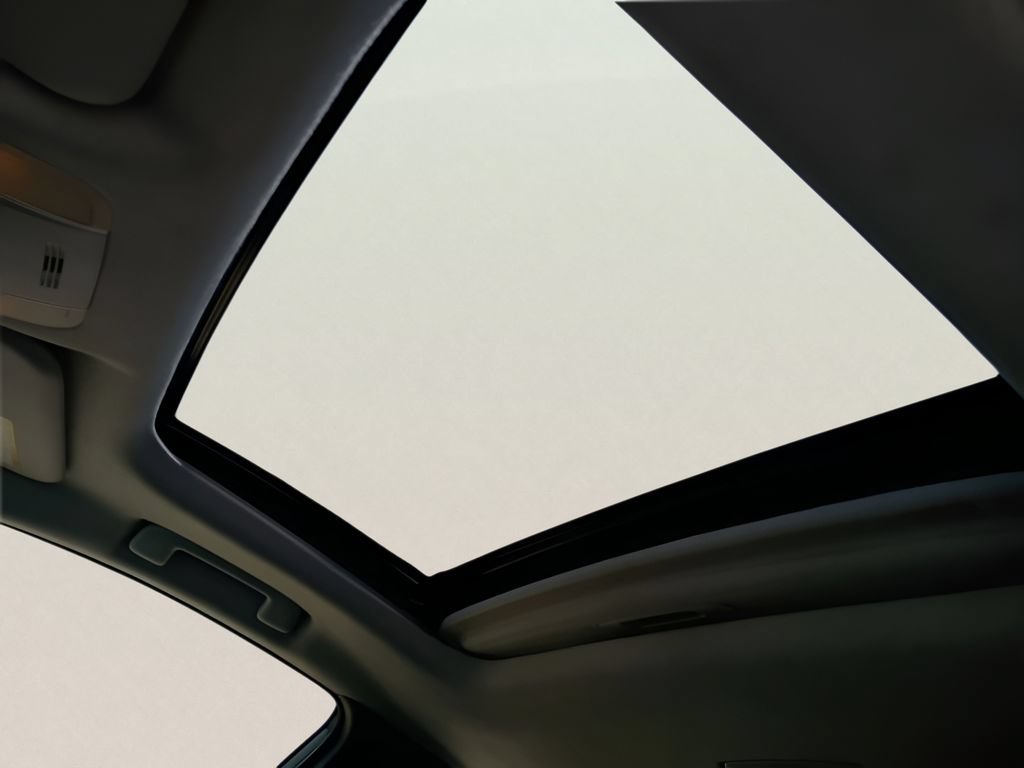 Used 2017 Toyota Prius Three w/ Advanced Technology Package FWD image 6