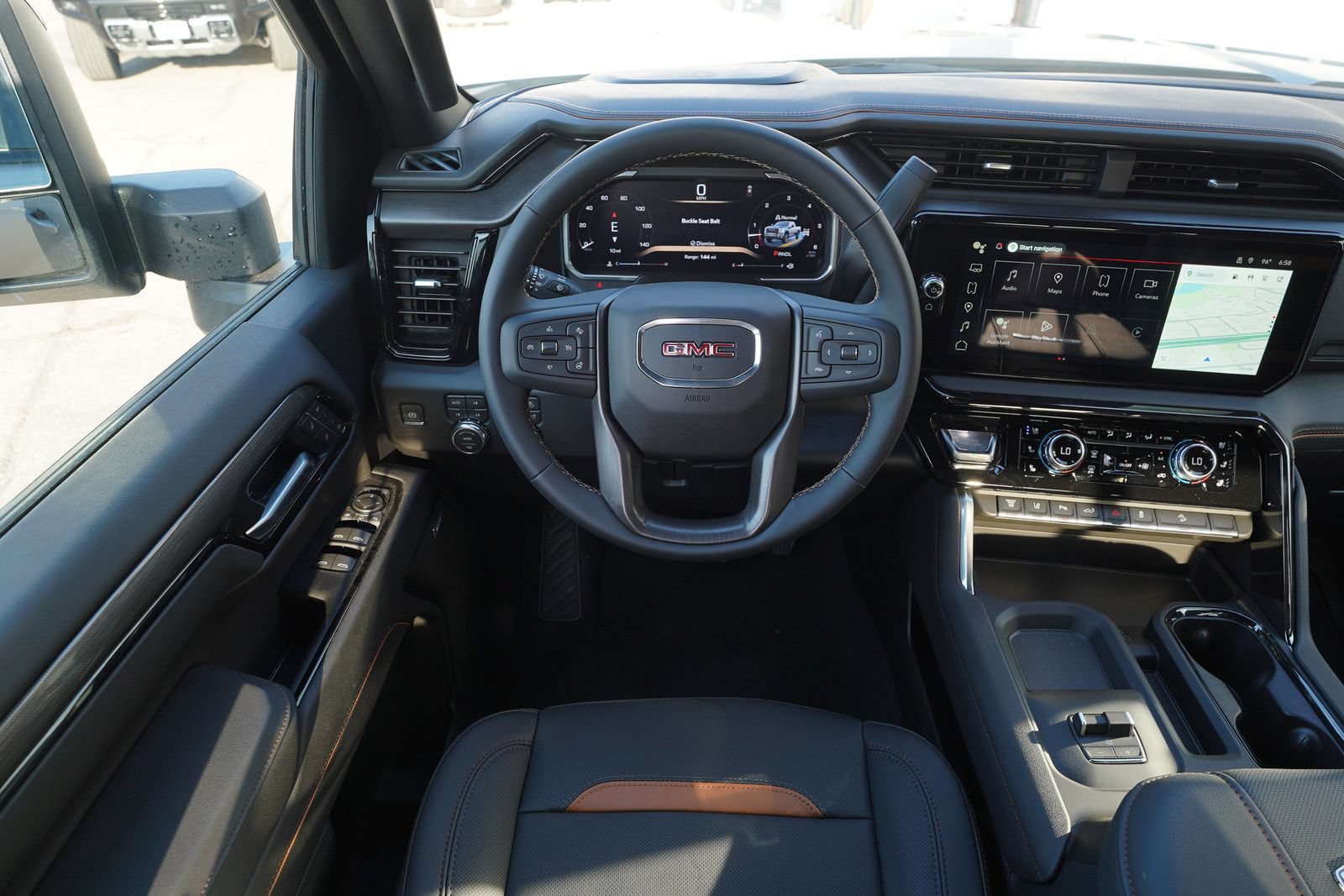 New 2026 GMC Sierra 2500 AT4 w/ AT4 Premium Plus Package AWD/4WD image 9