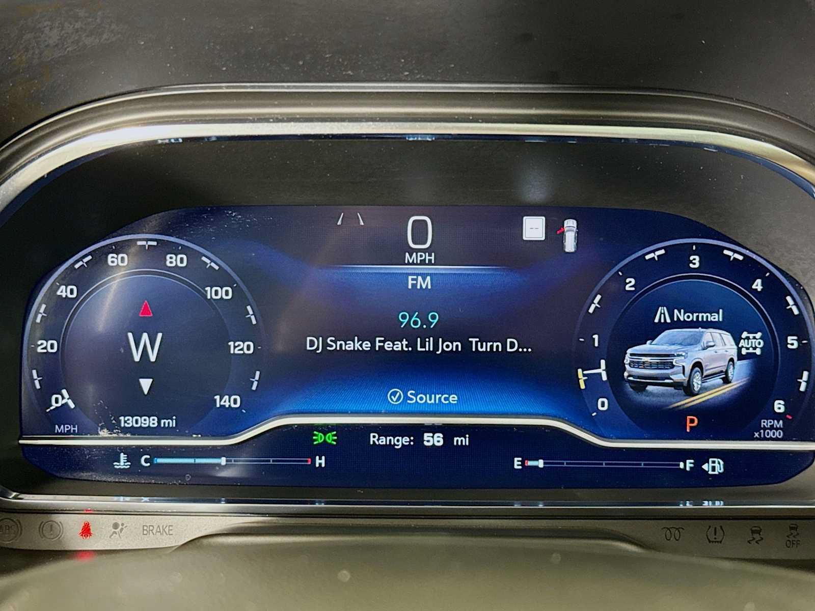 Used 2023 Chevrolet Tahoe Premier AWD/4WD image 13