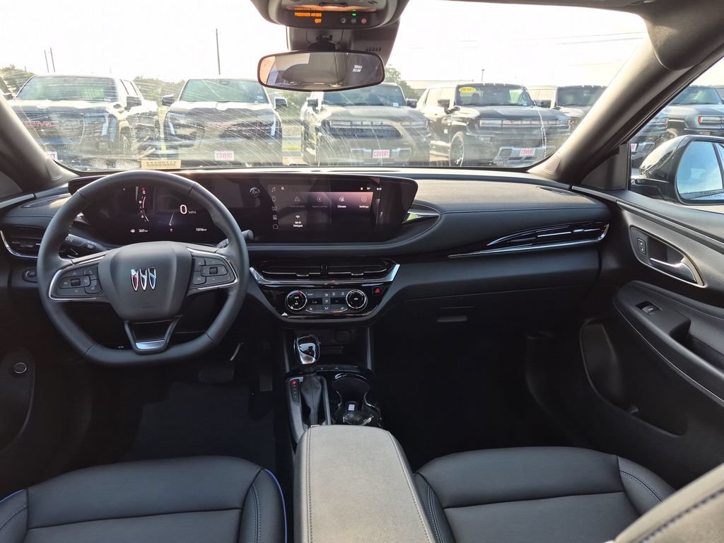 Used 2025 Buick Envista Sport Touring w/ Experience Buick Package FWD image 32