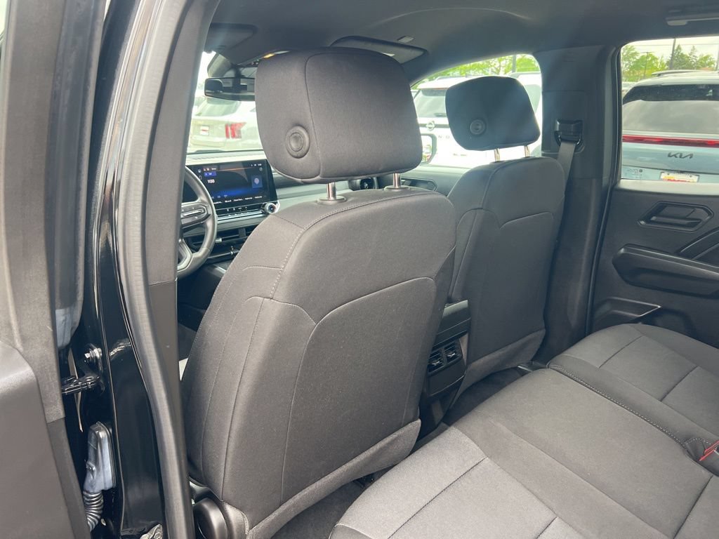 Used 2024 Chevrolet Colorado Trail Boss w/ Advanced Trailering Package AWD/4WD image 9